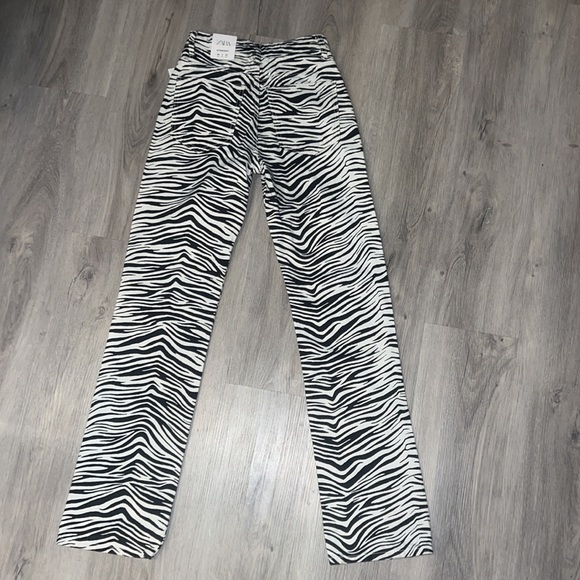 ZARA Zebra Print Pants - Picture 5 of 9